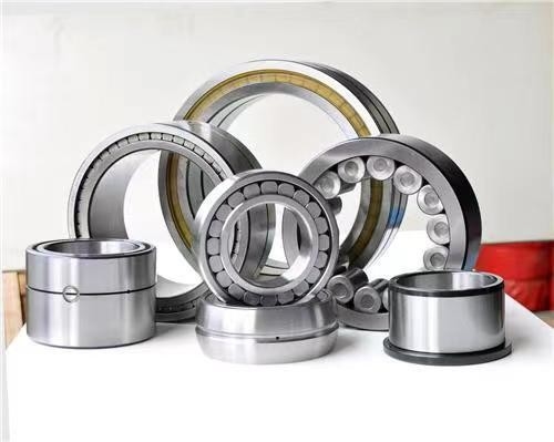 Rameau à rouleaux cylindriques à haute vitesse et à faible bruit 313822 C4 à quatre rangées avec longue durée de vie